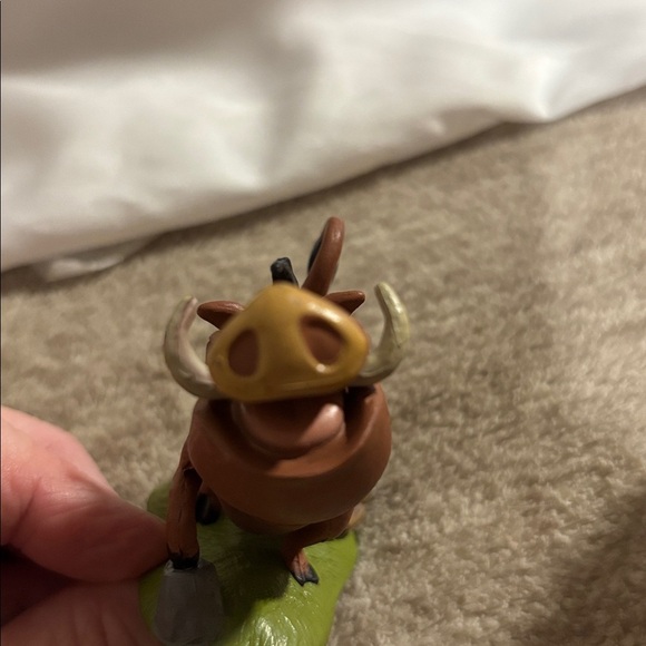 Three piece Disney Lion King Figurine Set Pumbaa,  cub simba, Mufasa - Picture 11 of 12